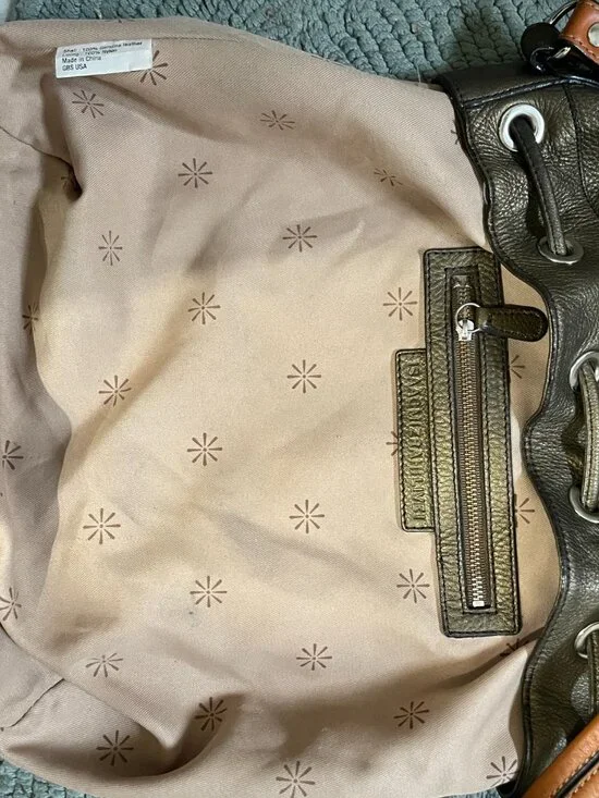 Isaac Mizrahi Live Olive Green Leather Drawstring Shoulder Bag Hobo - Picture 10 of 16